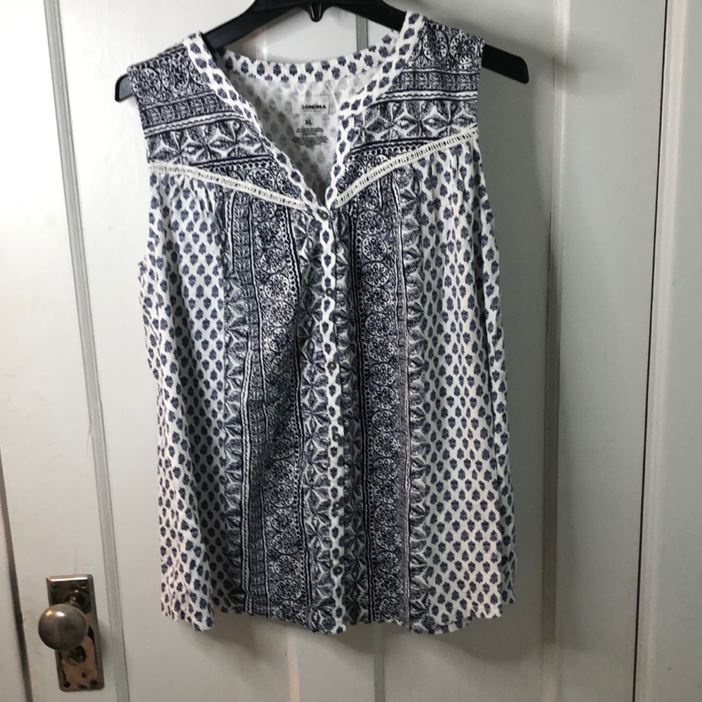 Sonoma sleeveless blouse